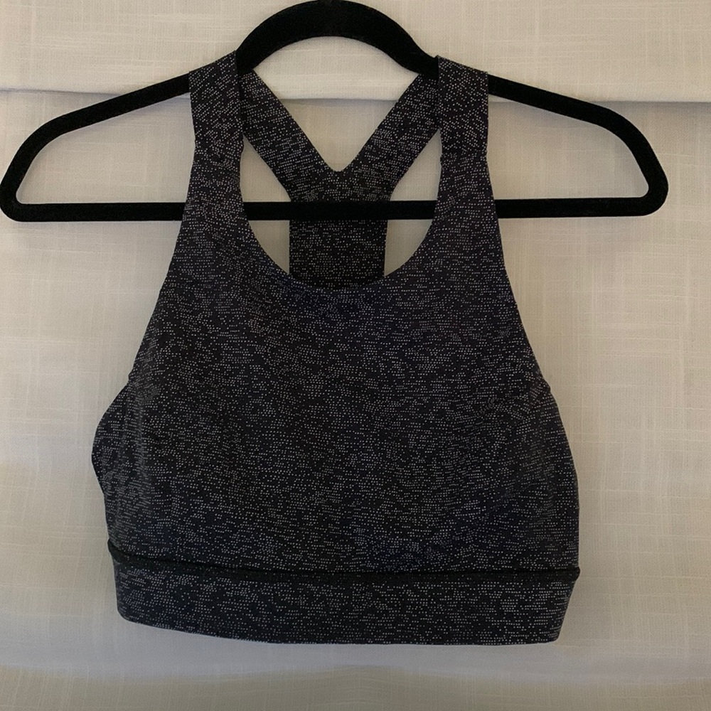 Lululemon sports bra